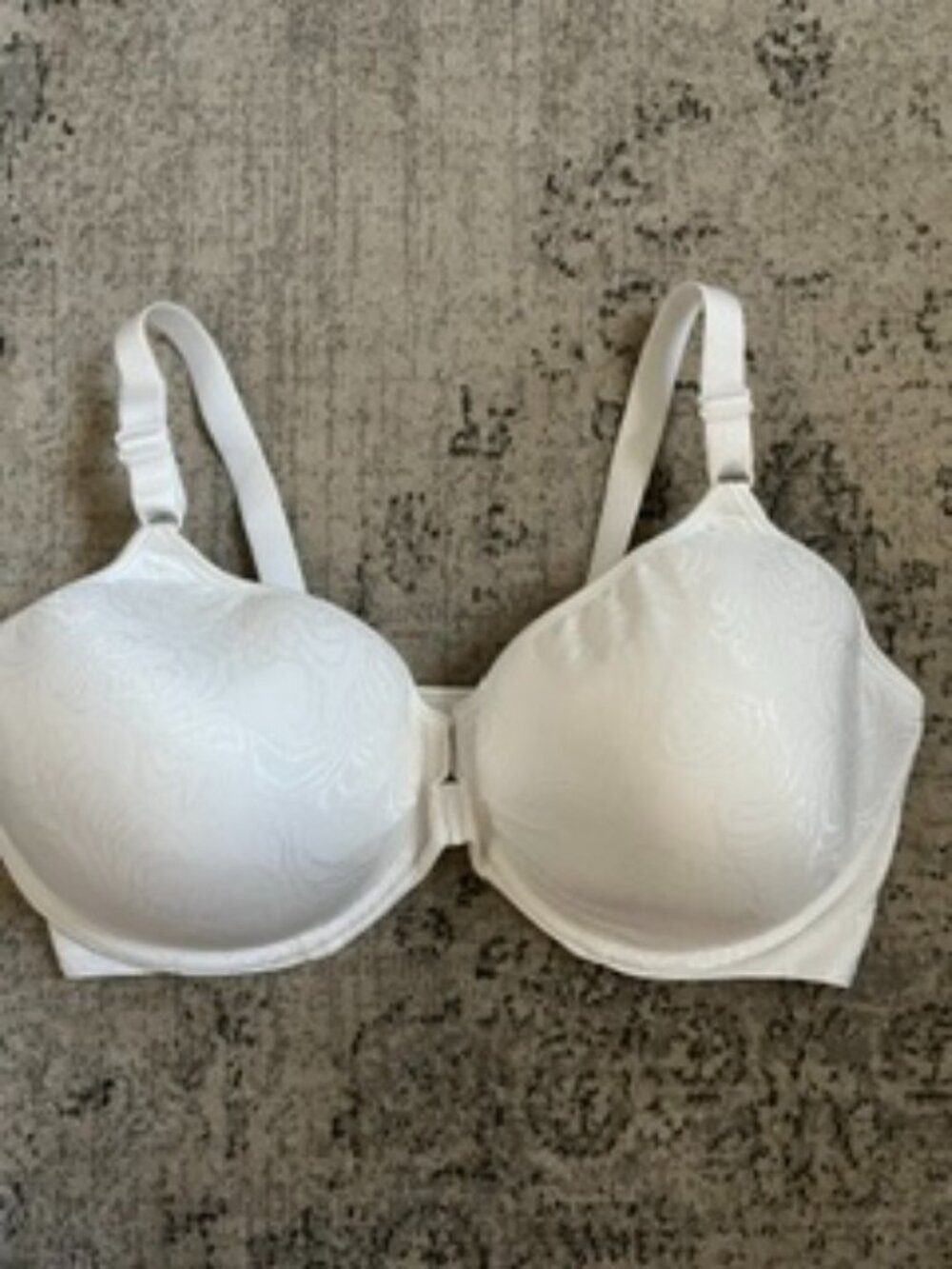 🧡3/$15 Bali Comfort Revolution White Bra 42DD